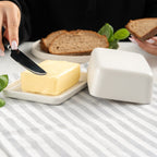 Butterdose aus Keramik