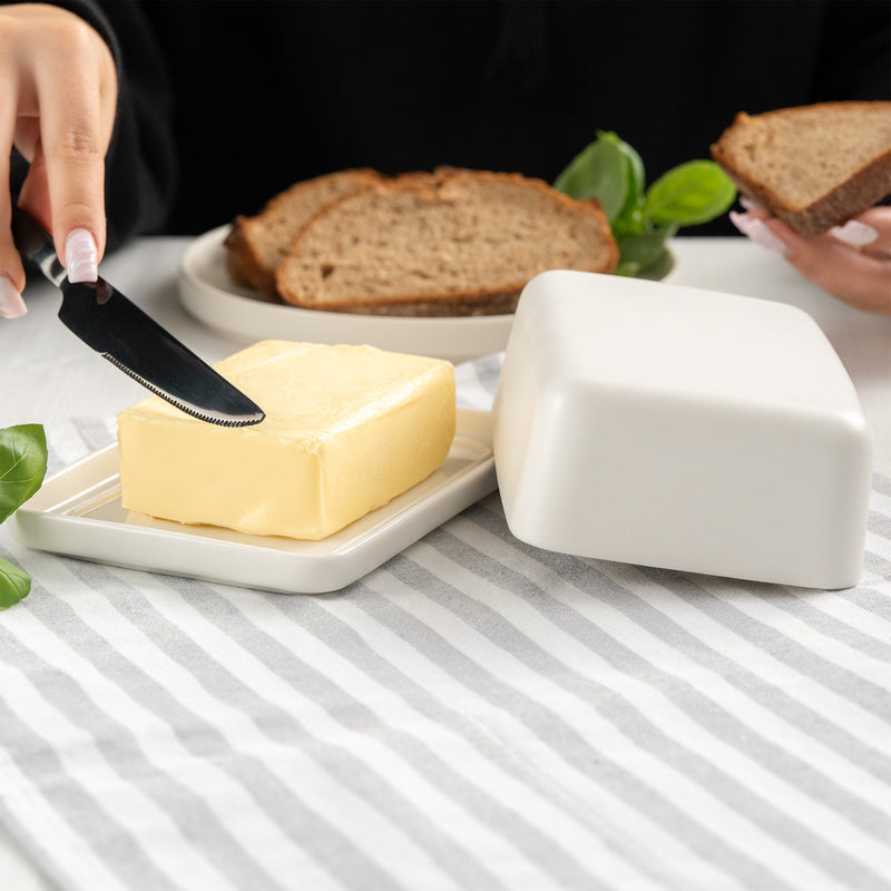 Butterdose aus Keramik