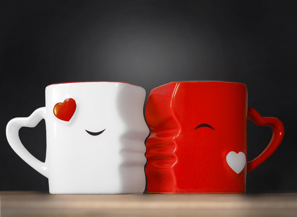 MIAMIO - Kaffeetassen Küssende Tassen Set Geschenk / Weihnachten Freundin Freund